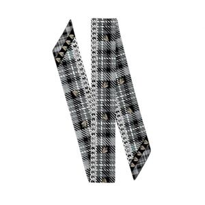 NWT Wristpop Dionne Scarf in Grey Plaid